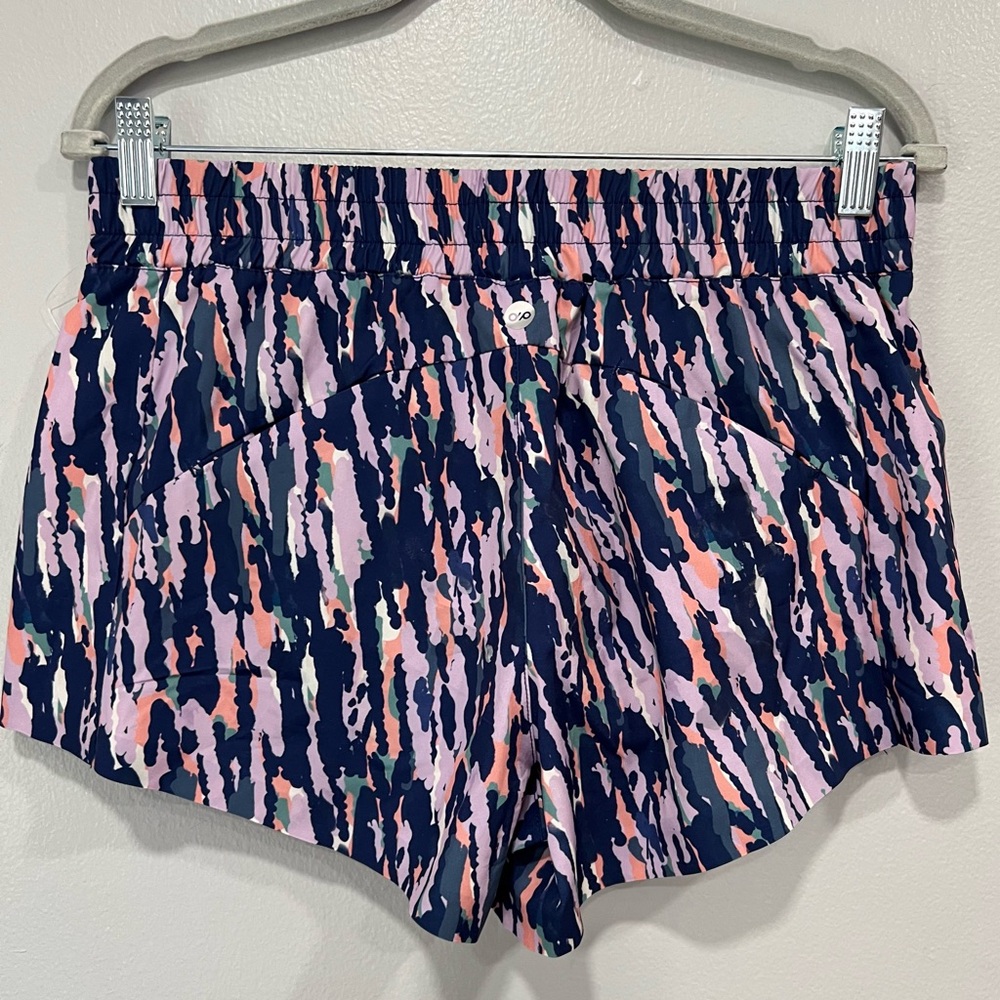 DIP Abstract Print shorts  in‎ Navy and Pink size S